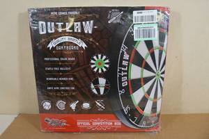 lot 175 image: Outlaw Quality Bristle Dartboard Official Competition Size