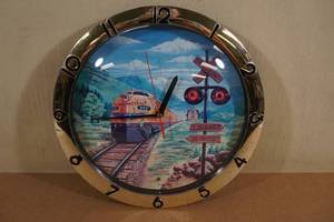 lot 223 image: Union Pacific Collectors Clock -Lights up Every Hour