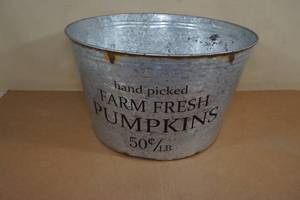 lot 227 image: Farm Fresh Pumpkins Galvanized Metal Container