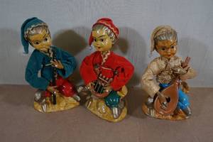 lot 254 image: Vintage Musician Figures