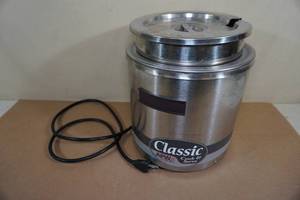 lot 266 image: APW Wyott Classic Cook and Serve Pot