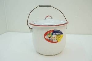 lot 5 image: vintage Combinet bucket