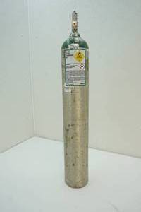 lot 12 image: medical grade oxygen tank
