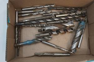 lot 24 image: auger bits