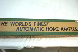 lot 55 image: Studio handknitting machine