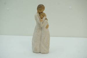 lot 93 image: Willow Tree figurine