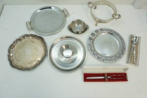 lot 146 image: silverplated service set