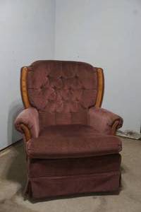 lot 155 image: swivel rocker