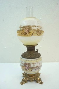 lot 177 image: antique keroseneoil lamp