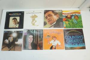 lot 190 image: vintage vinyl 78 LPs
