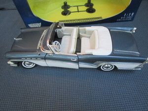 Diecast 118 Car