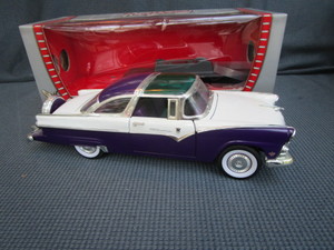 Diecast 118 Car