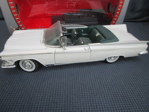 Diecast 118 Car