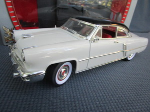 Diecast 118 Car