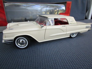 Diecast 118 Car