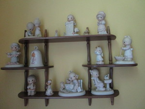 Precious Moments, Shelf