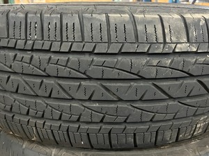 lot 8 image: (2) Firestone Tires
