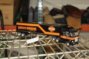 lot 964 image: Semi Tractor Trailer Collectible  by  Harley-Davidson