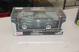 lot 916 image: 1938 Chevrolet Coupe 124-Scale American Classics Series Diecast Adult Collectible  by  Motor Max