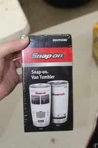 lot 945 image: Snap-on Van 7 Tumbler (in original packaging)