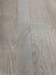 lot 109 image: 389 SF Premium Water Resistant Laminate Flooring 7.5x54 - Oak1667
