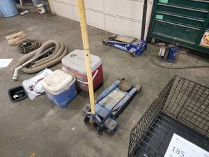 NAPA Hydraulic Floor Jack