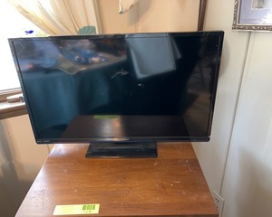 lot 87 image: 24 TV