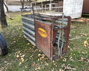 lot 2A image: Vet Cage