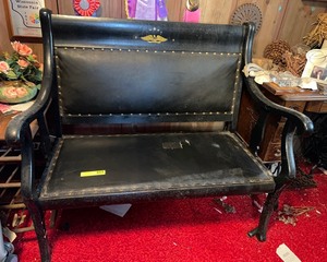 lot 92 image: Leather Bench