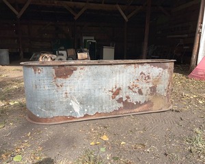 lot 12 image: Livestock Water Tank