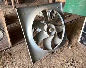 lot 29 image: Exhaust Fan
