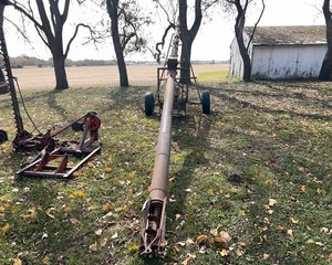 lot 53 image: Grain Auger