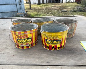 lot 75 image: MoorMans Feed Pails