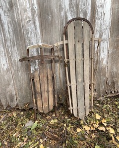 lot 9 image: Antique Sleds