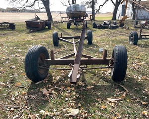 lot 44 image: Trailer Running Gear