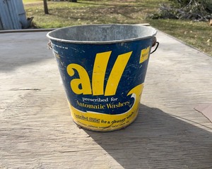 lot 65 image: Antique Laundry Pail