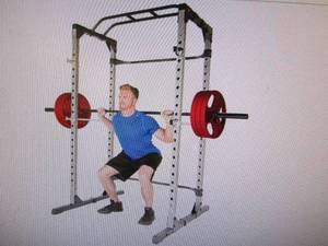 lot 530 image: Fitness Reality Squat Rack Power Ca...
