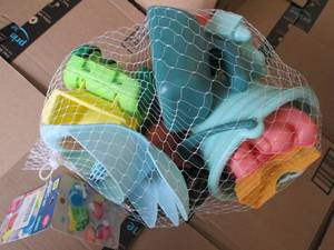 lot 55 image: new soft beach toys set ...