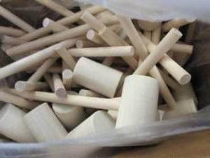 lot 99 image: 80 wood mini hammers ...