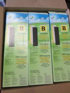 lot 128 image: 21 germguardian filters size B...