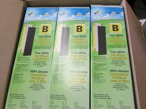 lot 129 image: 21 germguardian filters size B...