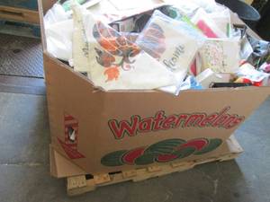 lot 157 image: pallet full of misc please see pict...