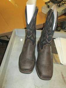 lot 210 image: wolverine size 12m boots ...