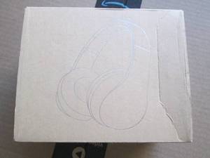 lot 267 image: new bluetooth headphones ...