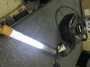 lot 327 image: retractable 50 foot LED light ...
