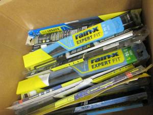 lot 335 image: lot of windshield wipers ...