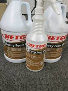 lot 339 image: 2-1 gallon jugs of betco ultra foam...