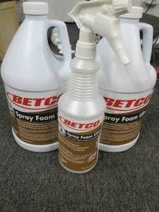 lot 341 image: 2-1 gallon jugs of betco ultra foam...