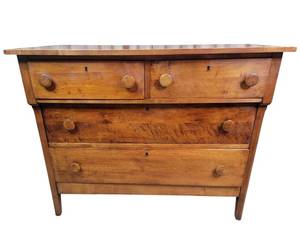 lot 11 image: Vintage Dresser 42 x 21 x 34