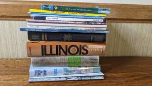 lot 76 image: Illinois, & Beyond Vintage Book Collection 15 Books